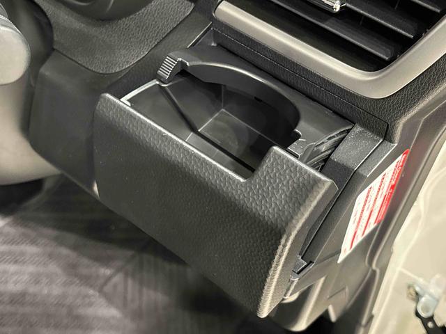 トールカスタムＧ　バックカメラ　電動パーキングブレーキＬＥＤヘッドランプ・フォグランプ　　１５インチアルミホイール　オートライト　プッシュボタンスタート　クルーズコントロール　　コーナーセンサー　パワースライドドア　キーフリーシステム（広島県）の中古車