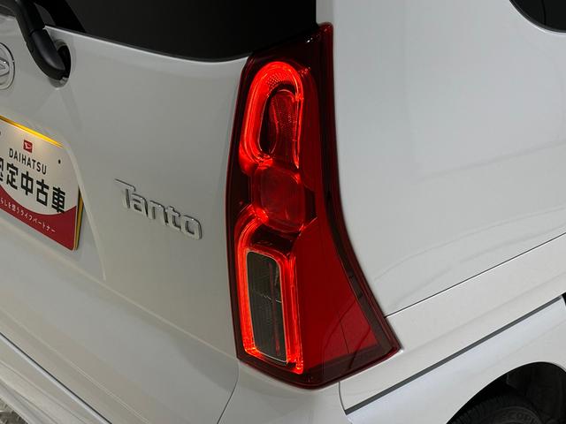 タントＸ　ＬＥＤヘッドライト　左パワースライドドア　電子パーキングＬＥＤオートライト　パワースライドドアウェルカムオープン機能　電動パーキングブレーキ　運転席助手席シートヒーター　　フルホイールキャツプ　キーフリーシステム　　オート電動格納式ドアミラー（広島県）の中古車