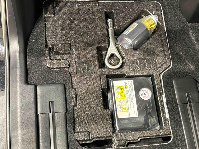タントカスタムＲＳＬＥＤオートライト　パワースライドドアウェルカムオープン機能　電動パーキングブレーキ　運転席助手席シートヒーター　アルミホイール　キーフリーシステム　　オート電動格納式ドアミラー（広島県）の中古車