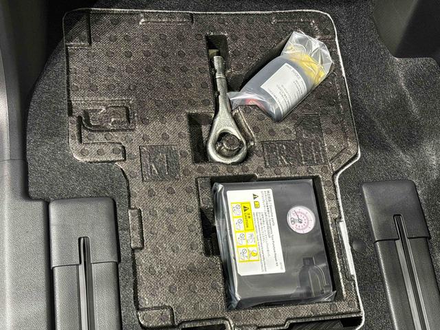タントＸ　バックモニター対応カメラ　電動パーキングブレーキＬＥＤオートライト　パワースライドドアウェルカムオープン機能　電動パーキングブレーキ　運転席助手席シートヒーター　　フルホイールキャツプ　キーフリーシステム　　オート電動格納式ドアミラー（広島県）の中古車