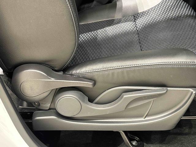 タントカスタムＲＳ　両側電動スライドドア　前席シートヒーター付ＬＥＤオートライト　パワースライドドアウェルカムオープン機能　電動パーキングブレーキ　運転席助手席シートヒーター　アルミホイール　キーフリーシステム　　オート電動格納式ドアミラー（広島県）の中古車