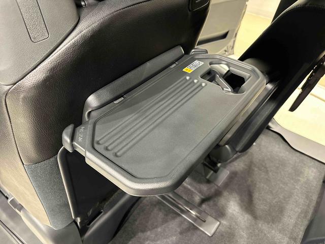 タントカスタムＲＳ　電動パーキングブレーキＬＥＤオートライト　パワースライドドアウェルカムオープン機能　電動パーキングブレーキ　運転席助手席シートヒーター　アルミホイール　キーフリーシステム　　オート電動格納式ドアミラー（広島県）の中古車