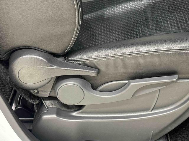 タントカスタムＲＳセレクション　　ナビドラ　全方位カメラ　ＥＴＣ付ＬＥＤオートライト　パワースライドドアウェルカムオープン機能　電動パーキングブレーキ　運転席ロングスライド　アルミホイール　キーフリーシステム　　オート電動格納式ドアミラー（広島県）の中古車