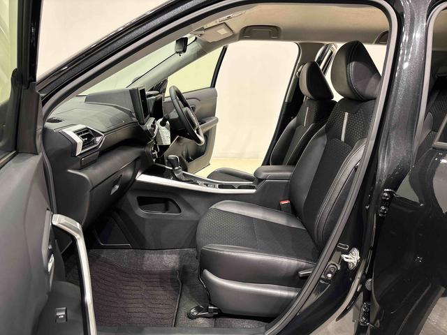 ロッキープレミアムＧＬＥＤヘッドランプ・フォグランプ　全車速追従機能付アダプティブクルーズコントロール　レーンキープコントロール　ブラインドスポットモニター　１７インチアルミホイール　シートヒーター（広島県）の中古車