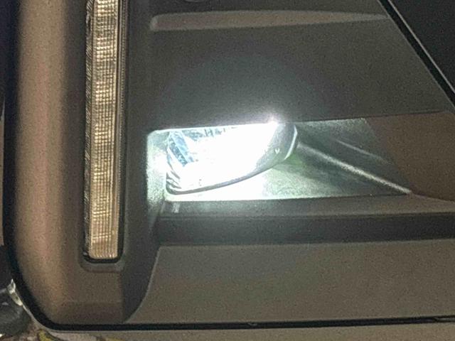 ロッキープレミアムＧＬＥＤヘッドランプ・フォグランプ　全車速追従機能付アダプティブクルーズコントロール　レーンキープコントロール　ブラインドスポットモニター　１７インチアルミホイール　シートヒーター（広島県）の中古車