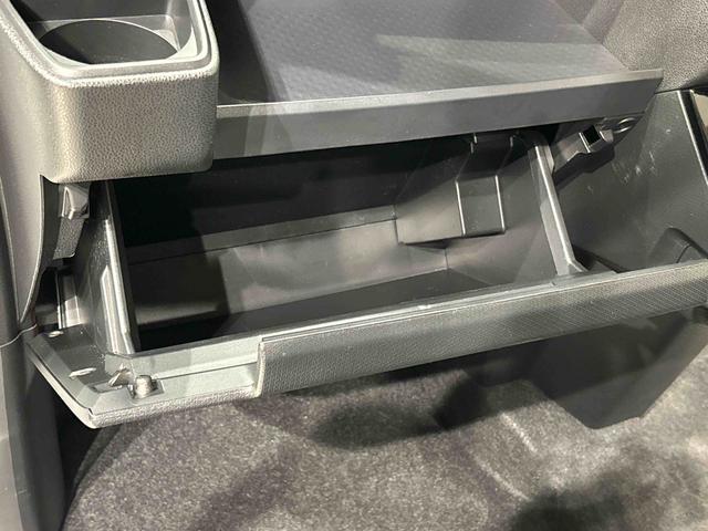 タントカスタムＲＳ　電動パーキングブレーキＬＥＤオートライト　パワースライドドアウェルカムオープン機能　電動パーキングブレーキ　運転席助手席シートヒーター　アルミホイール　キーフリーシステム　　オート電動格納式ドアミラー（広島県）の中古車