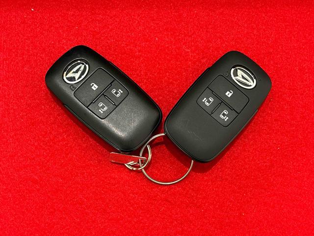 タントカスタムＲＳ　電動パーキングブレーキＬＥＤオートライト　パワースライドドアウェルカムオープン機能　電動パーキングブレーキ　運転席助手席シートヒーター　アルミホイール　キーフリーシステム　　オート電動格納式ドアミラー（広島県）の中古車