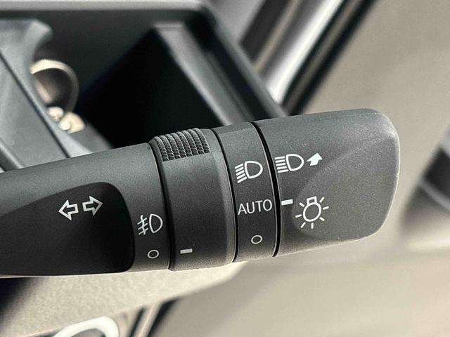 タントカスタムＸ　ツートン　パノラマカメラＬＥＤオートライト　パワースライドドアウェルカムオープン機能　運転席ロングスライドシ−ト　助手席ロングスライド　助手席イージークローザー　１５インチアルミホイール　キーフリーシステム　パノラマカメラ（広島県）の中古車