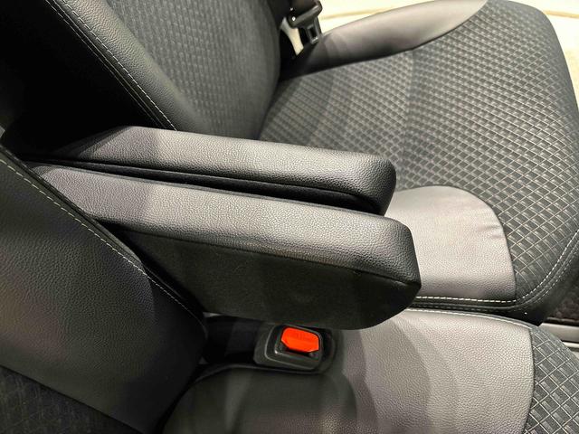 タントカスタムＲＳスタイルセレクションＬＥＤオートライト　パワースライドドアウェルカムオープン機能　オート電動格納式ドアミラー　助手席ロングスライド　助手席イージークローザー　アルミホイール　キーフリーシステム（広島県）の中古車