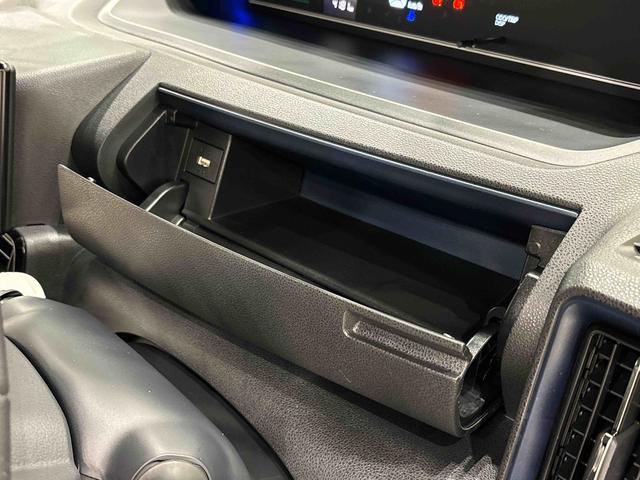 タントカスタムＲＳ　９インチディスプレイオーディオＬＥＤオートライト　パワースライドドアウェルカムオープン機能　電動パーキングブレーキ　運転席助手席シートヒーター　アルミホイール　キーフリーシステム　　オート電動格納式ドアミラー（広島県）の中古車
