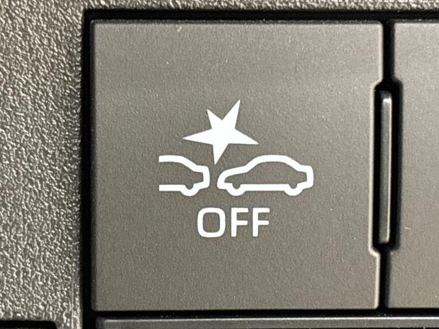 ハイゼットカーゴＤＸ　４ＷＤ　キーレスエントリー　オーバーヘッドシェルフスペアタイヤ　手引き式サイドブレーキ　両側スライドドア　ＡＭＦＭラジオ　フロントパワーウインドウ（運転席挟み込み防止機構付き）　マニュアルエアコン　アシストグリップ（助手席）（広島県）の中古車