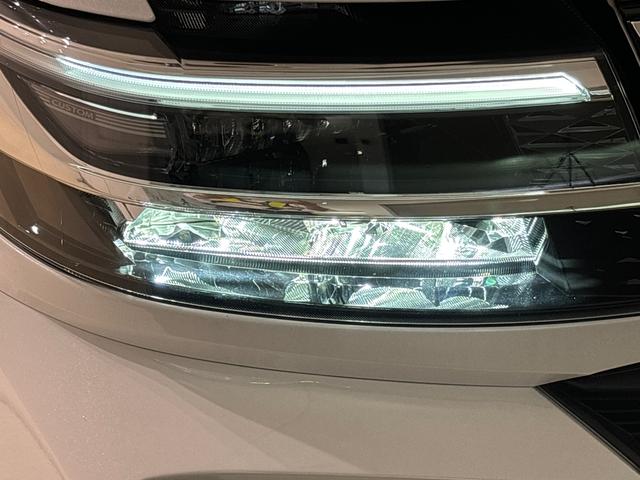 タントカスタムＲＳ　バックカメラ　両側シートヒーターＬＥＤオートライト　パワースライドドアウェルカムオープン機能　オート電動格納式ドアミラー　助手席ロングスライド　助手席イージークローザー　アルミホイール　キーフリーシステム（広島県）の中古車