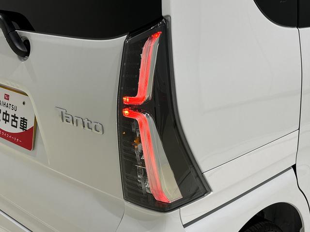 タントカスタムＲＳ　バックカメラ　両側シートヒーターＬＥＤオートライト　パワースライドドアウェルカムオープン機能　オート電動格納式ドアミラー　助手席ロングスライド　助手席イージークローザー　アルミホイール　キーフリーシステム（広島県）の中古車