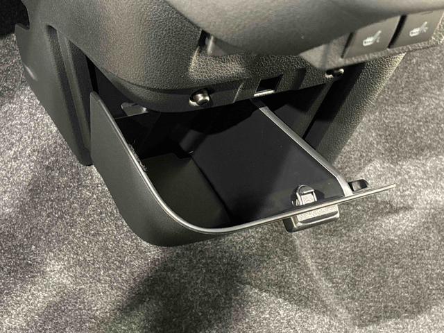ムーヴキャンバスストライプスＧ　バックカメラ対応　電動パーキングブレーキＬＥＤオートライト・フォグランプ　電動パーキングブレーキ　プッシュボタンスタート　セキュリティアラーム　バックカメラ　両側パワースライドドアウエルカムオープン機能　オート電動格納式ドアミラー（広島県）の中古車