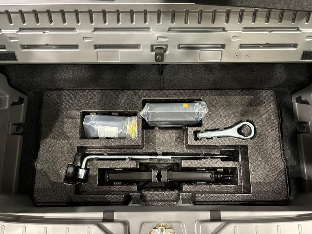 タフトＧ　クロムベンチャー　バックカメラ　両側シートヒータースカイフィールトップ　クロムパック　メッキパック　シルバーアンダーガーニッシュ　インテリアアクセント　ＬＥＤオートライト＆フォグランプ　電動パーキングブレーキ　バックカメラ　アルミホイール（広島県）の中古車