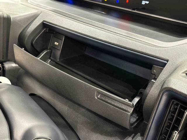 タントカスタムＲＳＬＥＤオートライト　パワースライドドアウェルカムオープン機能　電動パーキングブレーキ　運転席助手席シートヒーター　アルミホイール　キーフリーシステム　　オート電動格納式ドアミラー（広島県）の中古車