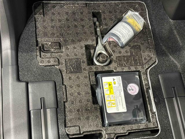タントカスタムＲＳＬＥＤオートライト　パワースライドドアウェルカムオープン機能　電動パーキングブレーキ　運転席助手席シートヒーター　アルミホイール　キーフリーシステム　　オート電動格納式ドアミラー（広島県）の中古車