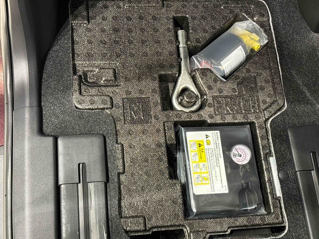 タントＸ　バックカメラ　電動パーキングブレーキＬＥＤオートライト　パワースライドドアウェルカムオープン機能　電動パーキングブレーキ　運転席助手席シートヒーター　　フルホイールキャツプ　キーフリーシステム　　オート電動格納式ドアミラー（広島県）の中古車