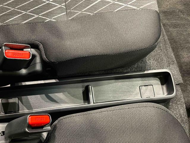 アトレーＲＳ　視界補助パック＆ディスプレイオーディオ電動格納式ドアミラー　両側パワースライドドアウエルカムオープン機能　オートエアコン　ＬＥＤヘッドランプ　ＬＥＤフォグランプ　プッシュボタンスタート　リバース連動リヤワイパー　リヤスモークガラス（広島県）の中古車