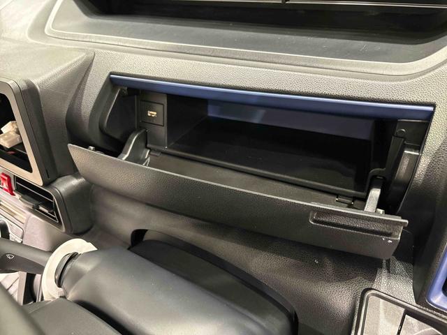 タントＸ　バックカメラ　左側アパワースライド　運転席ロングスライドＬＥＤオートライト　パワースライドドアウェルカムオープン機能　電動パーキングブレーキ　運転席助手席シートヒーター　　フルホイールキャツプ　キーフリーシステム　　オート電動格納式ドアミラー（広島県）の中古車
