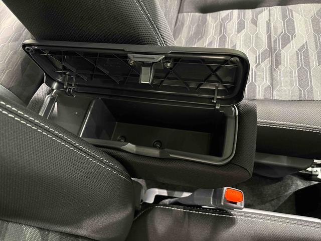 タフトＧターボ　ダーククロムベンチャー　全車速追従機能付ＡＣＣ純正ナビ装着用アップグレードパック　運転席・助手席シートヒーター　運転席シートリフターチルトステアリング　電動パーキングブレーキブレーキ　オートブレーキホールド機能　キーフリーシステム（広島県）の中古車