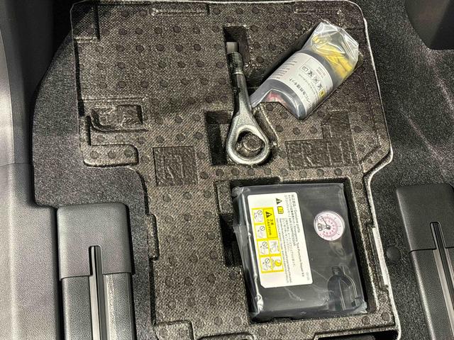 タントカスタムＸ　パノラマモニター　電動パーキングブレーキＬＥＤオートライト　パワースライドドアウェルカムオープン機能　電動パーキングブレーキ　運転席助手席シートヒーター　アルミホイール　キーフリーシステム　　オート電動格納式ドアミラー（広島県）の中古車