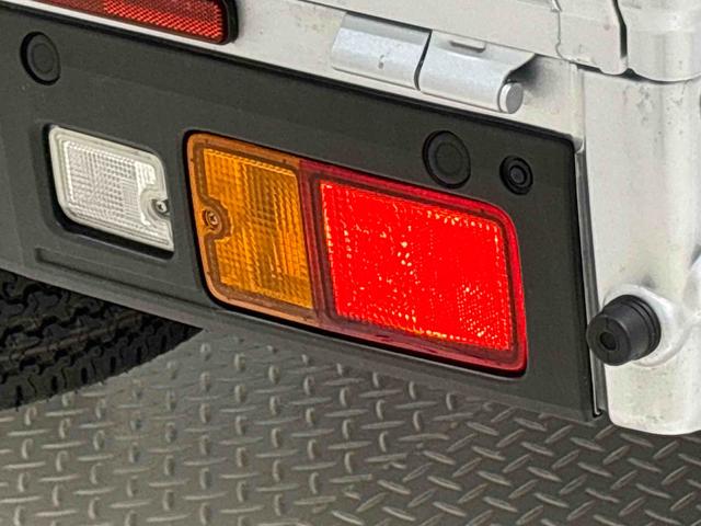 ハイゼットトラックスタンダード　４ＷＤ　ＡＭＦＭラジオ　　スペアタイヤ（広島県）の中古車