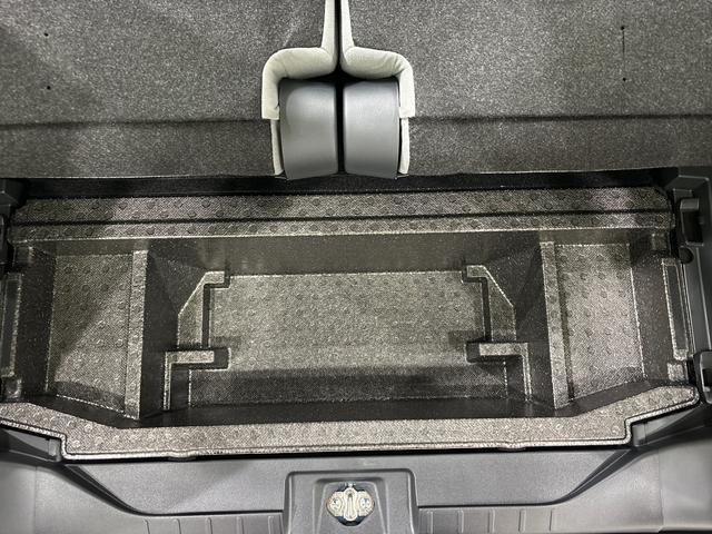 タントＸ　両側スライド片側電動スライドドア　キーフリーシステム純正ナビ装着用アップグレードパック　運転席・助手席シートヒーター　電動パーキングブレーキブレーキ　オートブレーキホールド機能　格納式リヤドアサンシェード　運転席シートリフター　チルトステアリング（広島県）の中古車