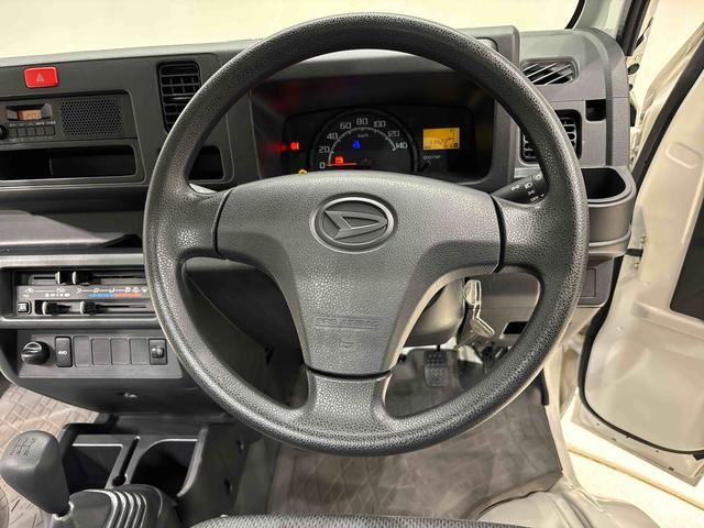 ハイゼットトラックスタンダードハロゲンヘッドランプ　運転席ＳＲＳエアバック　電動式パワーステアリング　ＡＭ／ＦＭラジオ　あゆみ板掛けテールゲート　スペアタイヤ　ガードフレーム（広島県）の中古車