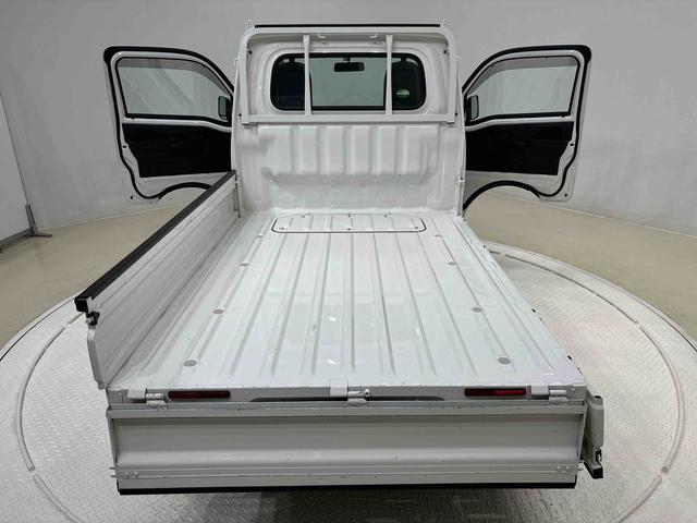 ハイゼットトラックスタンダードハロゲンヘッドランプ　運転席ＳＲＳエアバック　電動式パワーステアリング　ＡＭ／ＦＭラジオ　あゆみ板掛けテールゲート　スペアタイヤ　ガードフレーム（広島県）の中古車