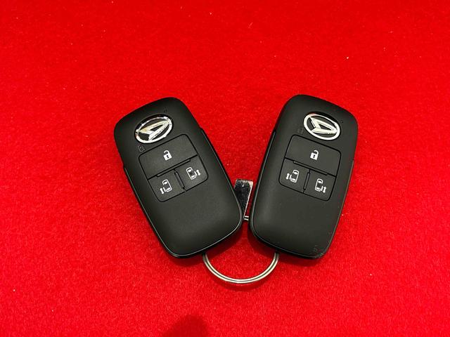 タントカスタムＸＬＥＤオートライト　パワースライドドアウェルカムオープン機能　オート電動格納式ドアミラー　助手席ロングスライド　助手席イージークローザー　アルミホイール　キーフリーシステム（広島県）の中古車
