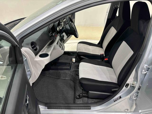 ミライースＸ　ＳＡIII　４ＷＤ　ＬＥＤヘッドライト　バックカメラＬＥＤヘッドランプ　セキュリティアラーム　コーナーセンサー　１４インチフルホイールキャップ　キーレスエントリー　電動格納式ドアミラー　ショツピングフック　マニュアルエアコン（広島県）の中古車