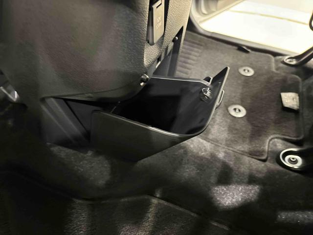 ムーヴキャンバスセオリーＧ　バックカメラ　電動パーキングブレーキＬＥＤオートライト・フォグランプ　電動パーキングブレーキ　プッシュボタンスタート　セキュリティアラーム　バックカメラ　両側パワースライドドアウエルカムオープン機能　オート電動格納式ドアミラー（広島県）の中古車