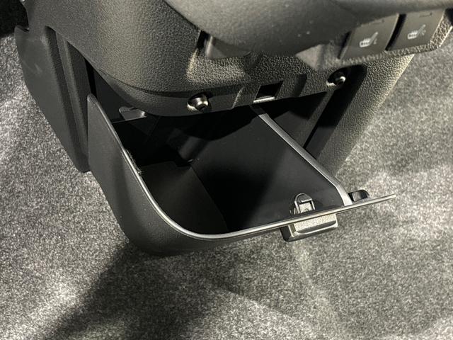 ムーヴキャンバスセオリーＧ　バックカメラ対応　電動パーキングブレーキＬＥＤオートライト・フォグランプ　電動パーキングブレーキ　プッシュボタンスタート　セキュリティアラーム　バックカメラ　両側パワースライドドアウエルカムオープン機能　オート電動格納式ドアミラー（広島県）の中古車