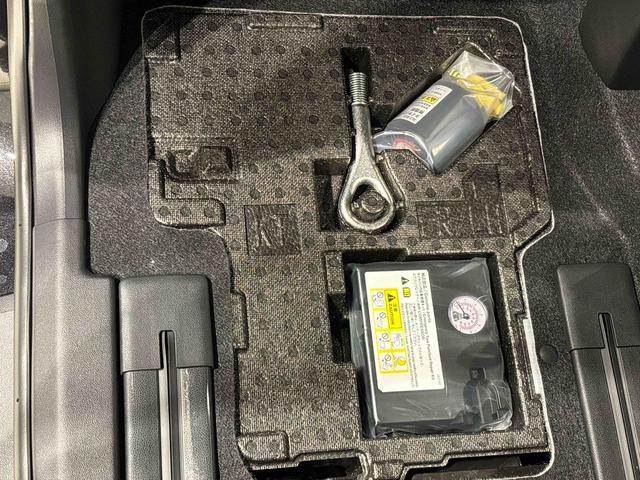 タントカスタムＲＳ　前席シートヒーター　コーナーセンサーＬＥＤヘッドライト　ＬＥＤフォグランプ　両側電動スライドドア　オートブレーキホールド機能付き電動パーキングブレーキ　前席シートヒーター　ＳＲＳサイドエアバッグ　オーディオ操作用ステアリングスイッチ（広島県）の中古車