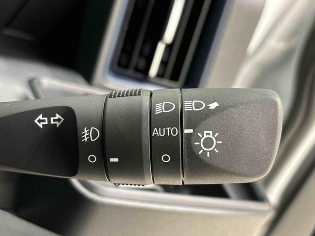 タントカスタムＲＳ　両側電動スライドドア　シートヒーターＬＥＤオートライト　パワースライドドアウェルカムオープン機能　電動パーキングブレーキ　運転席助手席シートヒーター　アルミホイール　キーフリーシステム　　オート電動格納式ドアミラー（広島県）の中古車
