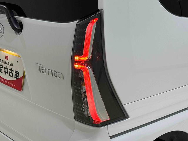 タントカスタムＲＳ　両側電動スライドドア　シートヒーターＬＥＤオートライト　パワースライドドアウェルカムオープン機能　電動パーキングブレーキ　運転席助手席シートヒーター　アルミホイール　キーフリーシステム　　オート電動格納式ドアミラー（広島県）の中古車