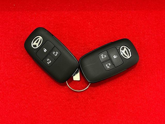 タントカスタムＲＳ　両側電動スライドドア　シートヒーターＬＥＤオートライト　パワースライドドアウェルカムオープン機能　電動パーキングブレーキ　運転席助手席シートヒーター　アルミホイール　キーフリーシステム　　オート電動格納式ドアミラー（広島県）の中古車