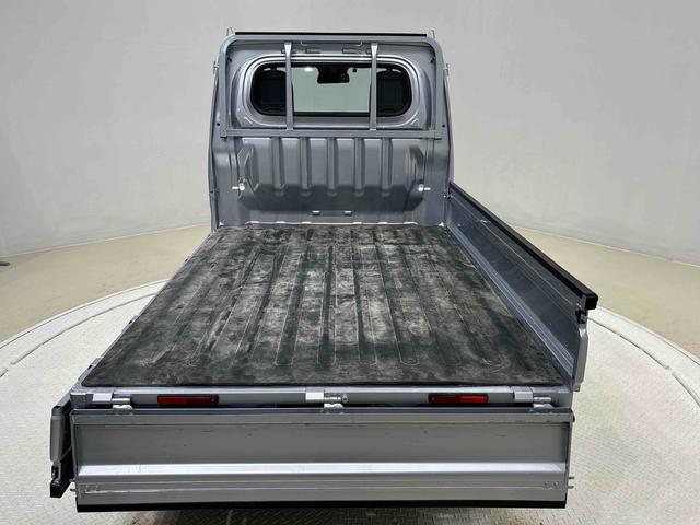 ハイゼットトラックスタンダードＬＥＤヘッドランプ　トップシェイドガラス　運転席ＳＲＳエアバック　バックソナー　電動式パワーステアリング　ＡＭ／ＦＭラジオ　あゆみ板掛けテールゲート　ＶＳＣ＆ＴＲＣ（広島県）の中古車