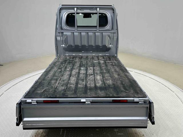 ハイゼットトラックスタンダードＬＥＤヘッドランプ　トップシェイドガラス　運転席ＳＲＳエアバック　バックソナー　電動式パワーステアリング　ＡＭ／ＦＭラジオ　あゆみ板掛けテールゲート　ＶＳＣ＆ＴＲＣ（広島県）の中古車