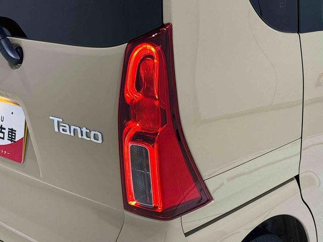 タントＸ　バックカメラ　片側電動スライドドア　両側シートヒーターＬＥＤオートライト　パワースライドドアウェルカムオープン機能　電動パーキングブレーキ　運転席助手席シートヒーター　　フルホイールキャツプ　キーフリーシステム　　オート電動格納式ドアミラー（広島県）の中古車