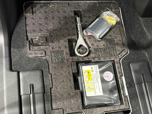 タントＸＬＥＤオートライト　パワースライドドアウェルカムオープン機能　電動パーキングブレーキ　運転席助手席シートヒーター　　フルホイールキャツプ　キーフリーシステム　　オート電動格納式ドアミラー（広島県）の中古車