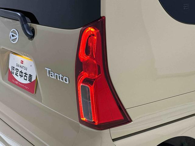 タントＸＬＥＤオートライト　パワースライドドアウェルカムオープン機能　電動パーキングブレーキ　運転席助手席シートヒーター　　フルホイールキャツプ　キーフリーシステム　　オート電動格納式ドアミラー（広島県）の中古車