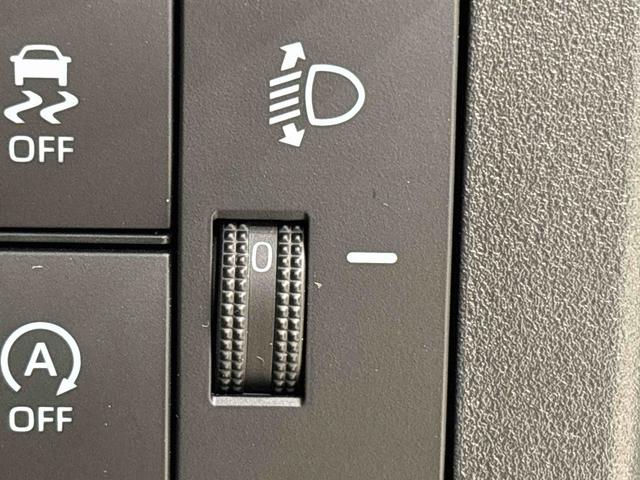 ハイゼットカーゴＤＸ　ＣＶＴ　４ＷＤキーレスエントリー　マニュアルエアコン　運転席・助手席パワーウインドウ　オートライト　ハンド式サイドブレーキ　ハロゲンヘッドライト　アイドリングストップ機能　　　テンパータイヤ（広島県）の中古車