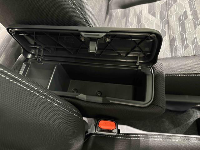 タフトＧターボ　ダーククロムベンチャー　電動パーキング（広島県）の中古車