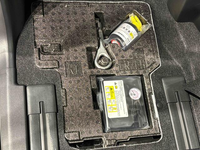 タントカスタムＲＳ　ＬＥＤオートライト　キーフリーシステムパワースライドドアウェルカムオープン機能　運転席ロングスライドシ−ト　助手席ロングスライド　助手席イージークローザー　１５インチアルミホイール　運転席、助手席シートヒーター　バックカメラ（広島県）の中古車