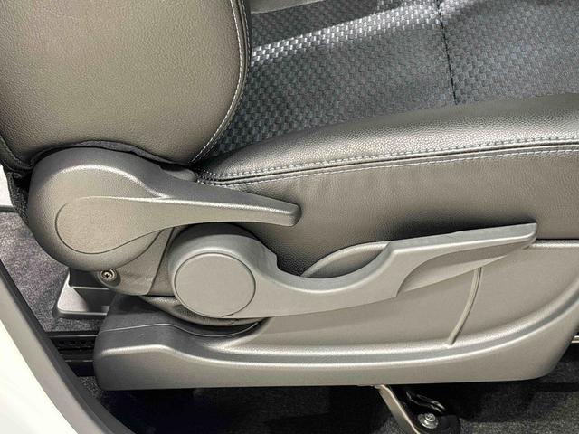 タントカスタムＲＳパワースライドドアウェルカムオープン機能　運転席ロングスライドシ−ト　助手席ロングスライド　助手席イージークローザー　１５インチアルミホイール　運転席、助手席シートヒーター　バックカメラ（広島県）の中古車