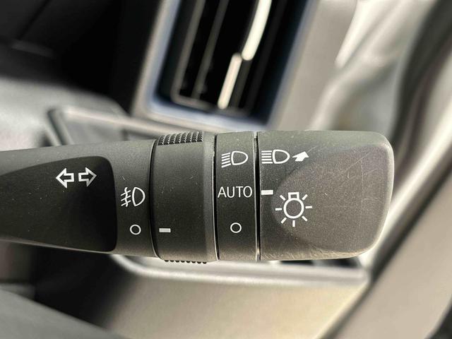 タントカスタムＲＳパワースライドドアウェルカムオープン機能　運転席ロングスライドシ−ト　助手席ロングスライド　助手席イージークローザー　１５インチアルミホイール　運転席、助手席シートヒーター　バックカメラ（広島県）の中古車