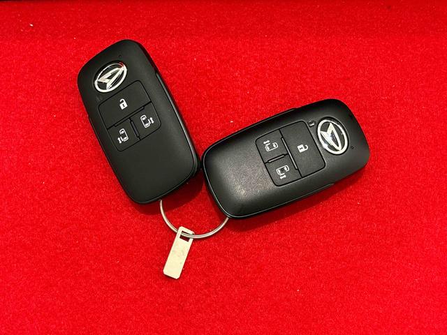 タントカスタムＲＳ　バックカメラ　両側電動スライドドアＬＥＤオートライト　パワースライドドアウェルカムオープン機能　オート電動格納式ドアミラー　助手席ロングスライド　助手席イージークローザー　アルミホイール　キーフリーシステム（広島県）の中古車