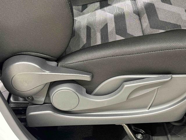タントファンクロスターボ　バックカメラ　電動パーキングブレーキＬＥＤオートライト　パワースライドドアウェルカムオープン機能　電動格納式ドアミラー　助手席ロングスライド　助手席イージークローザー　　セキュリティアラーム　キーフリーシステム（広島県）の中古車